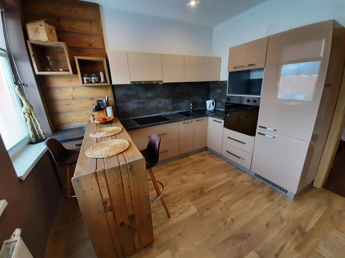 Apartmán Cà Fam Liptovsky Mikulas Exterior foto
