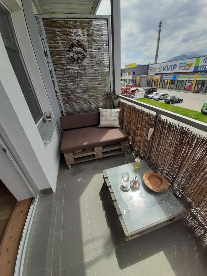 Apartmán Cà Fam Liptovsky Mikulas Exterior foto